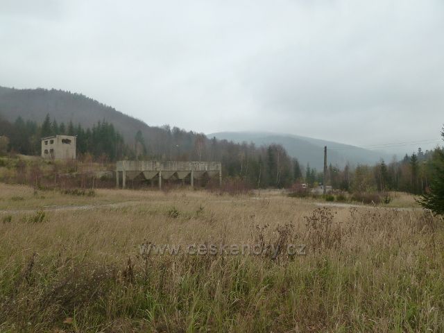 Kletno - torzo zařízení bývalých uranových dolů