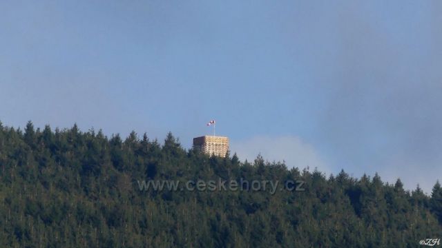 Pohled z Deštného na Velkou Deštnou