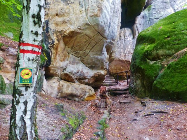 Klokočské průchody