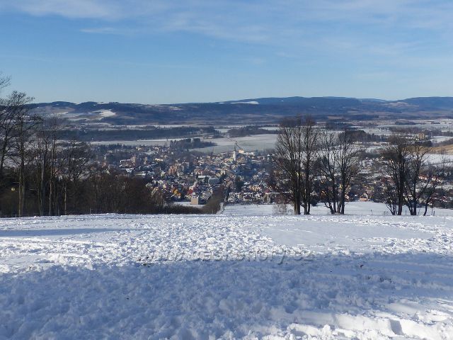 Králíky, Mariánský kopec - pohled od kláštera do Králické brázdy