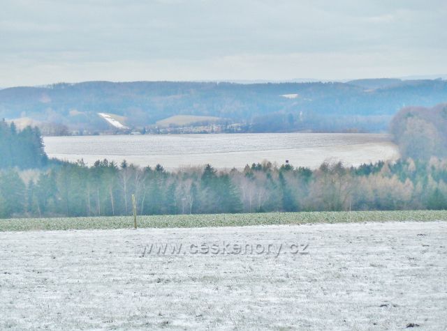 Kunvald - pohled z Končin  ke Chlumu