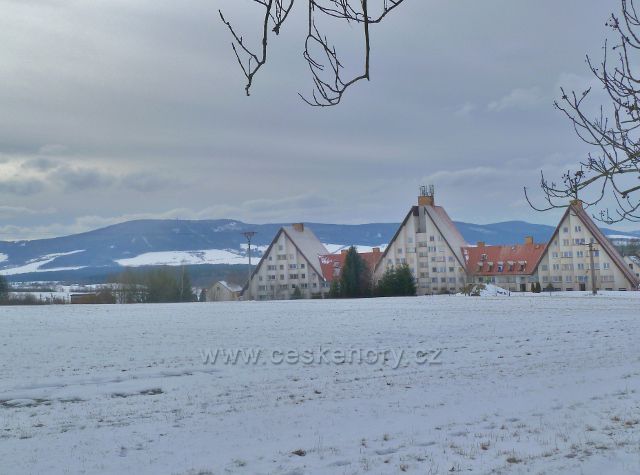 Králíky - pohled k masivu Suchého vrchu