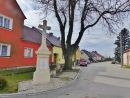 Obora - Boží muka u křižovatky proti hospůdce