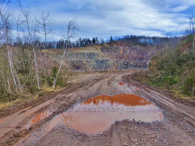 Potštejn - kamenolom Černá skála