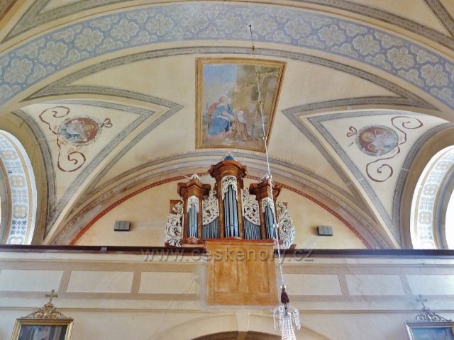 Homol - interiér kostela