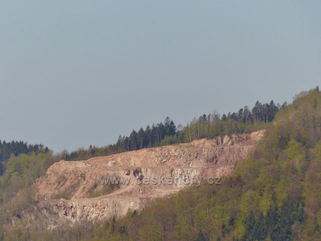 Pohled na litický kamenolom