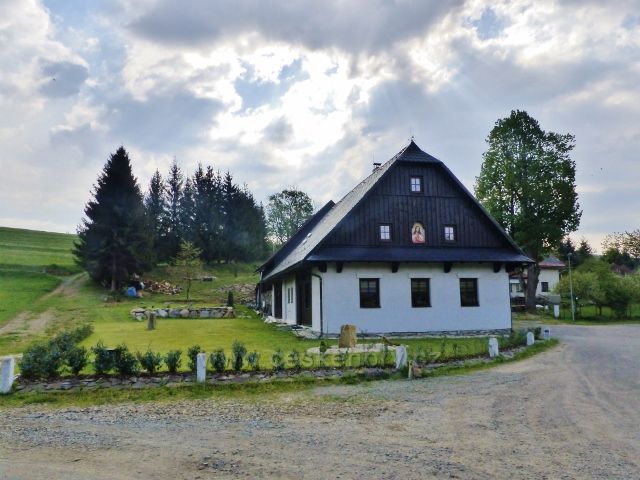 Chalupa pod zvoničkou v Kunčicích