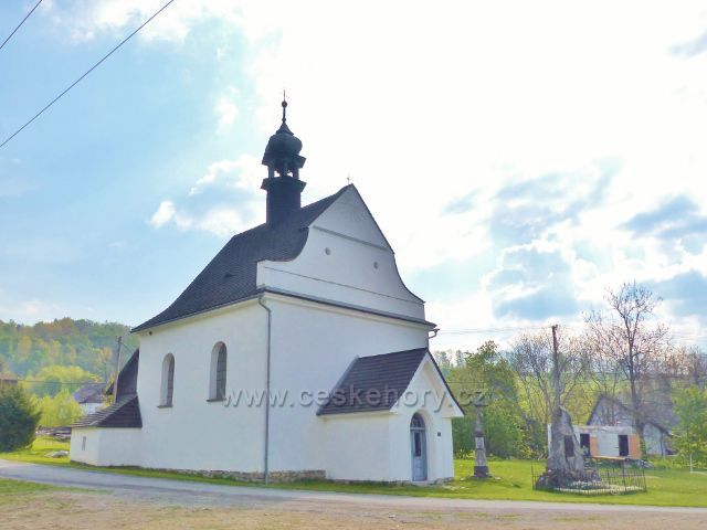 Pohled na kapli Panny Marie Bolestné v Kunčicích