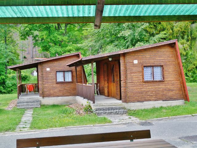 Prostřední Bečva - kemp Pod Pustevnami - chatky