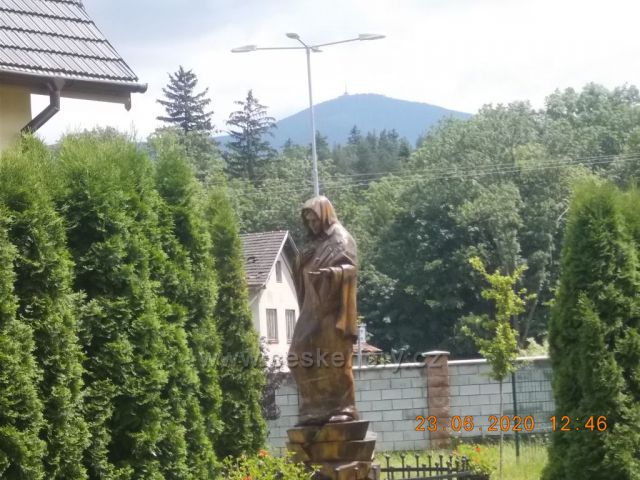 Beskydy Čeladná - pohled na Lysou horu