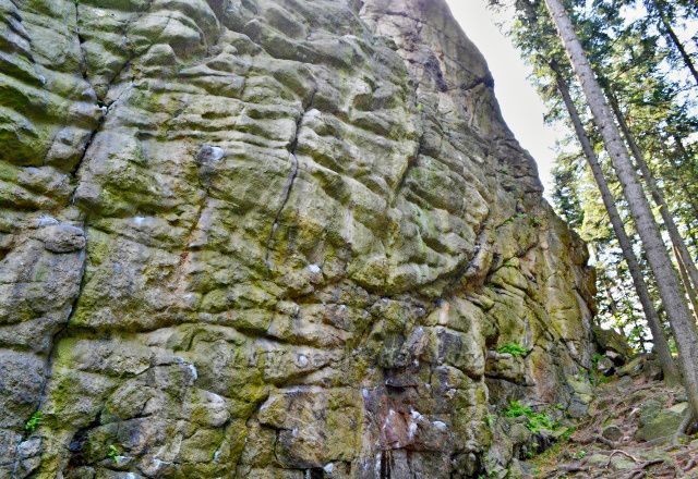 Čertovy kameny-Česká Ves