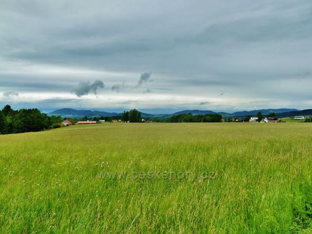 Bystré - pohled k Pekliskům