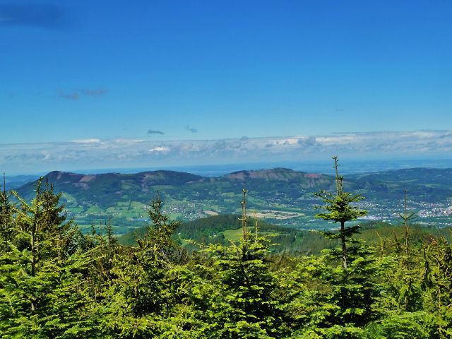 Pohled z NS Lysá hora na Podbeskydskou pahorkatinu