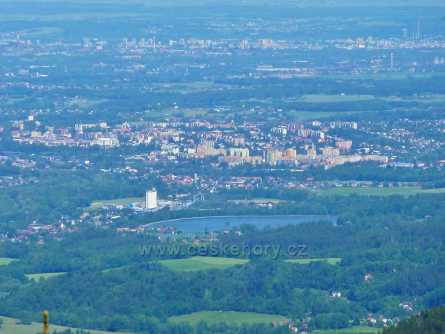 Pohled z NS Lysá hora na v.n.Baška a Frýdek