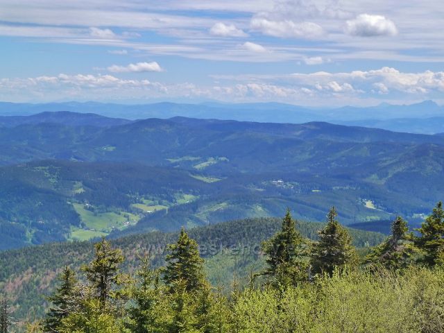 Pohled z vrcholu Lysé hory