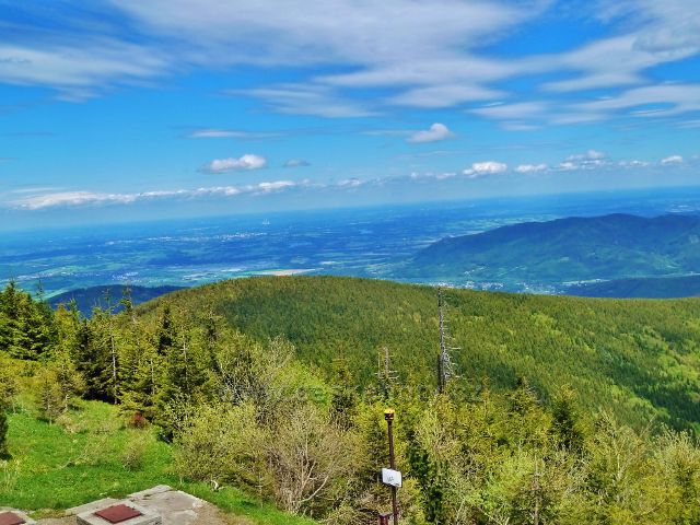 Pohled z vrcholu Lysé hory