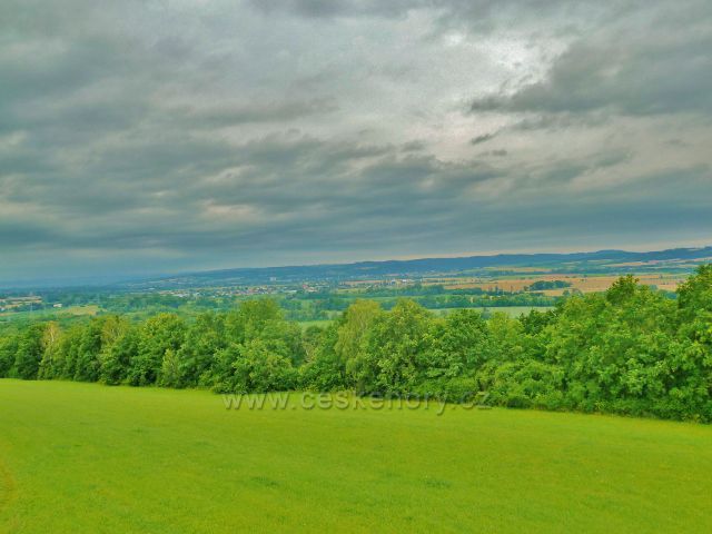 Bludov - pohled z rozhledny Brusná k Šumperku