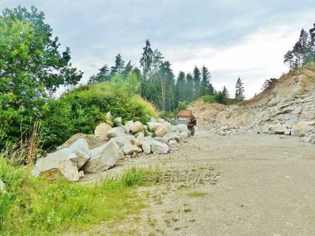 Bludov - lom na těžbu bludovitu