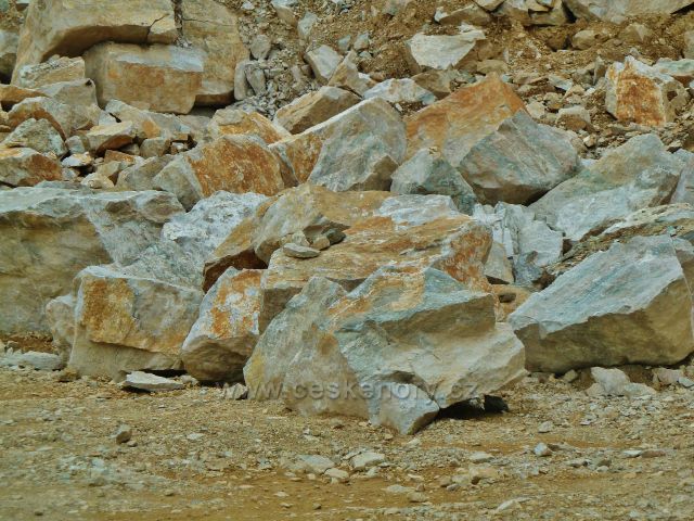 Bludov - bludovit v lomu