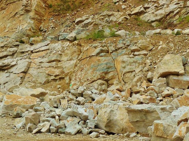 Bludov - bludovit v lomu