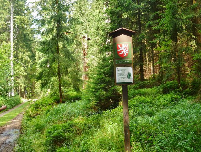 České Milovy - hranice PP Milovské Perníčky