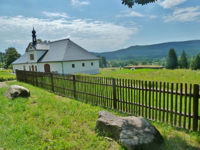 České Milovy - bývalé obydlí sklářských mistrů v zaniklé sklářské osadě