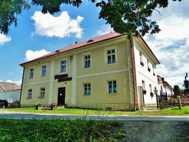 Milovy -restaurace "U Šlechtičen"