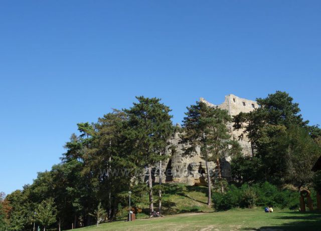 zřícenina hradu Valečov