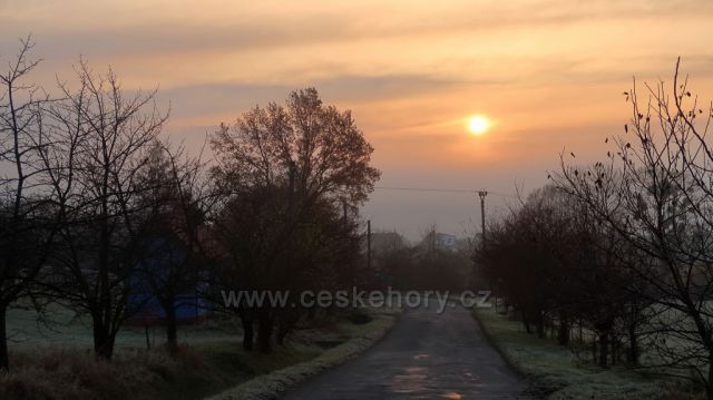východ slunce nad Jasenicí