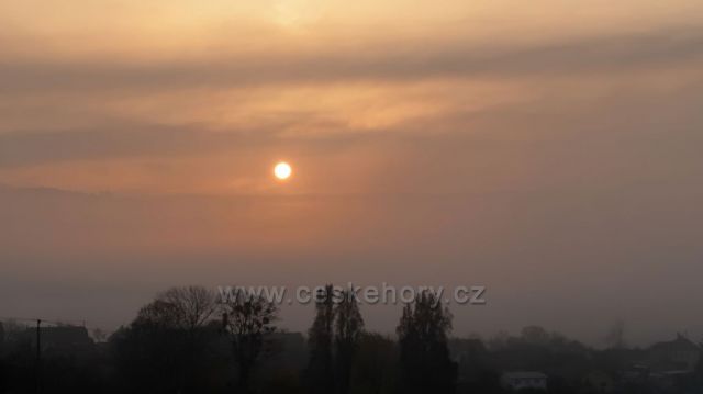 východ slunce nad Jasenicí