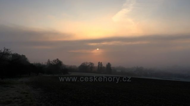 východ slunce nad Jasenicí