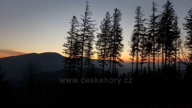 Lysohorská parádní podívaná zakončená nádherným západem slunce