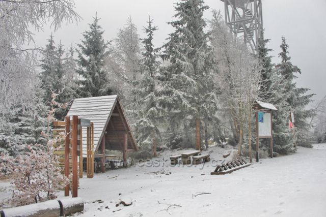 Spalona -odpočinkové místo pod rozhlednou Jagodna