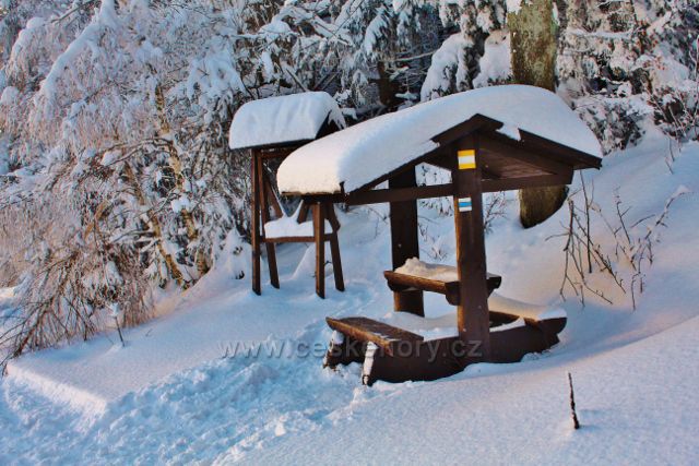 Bartošovice v O.h.- turistický přístřešek Vasoký Kořen
