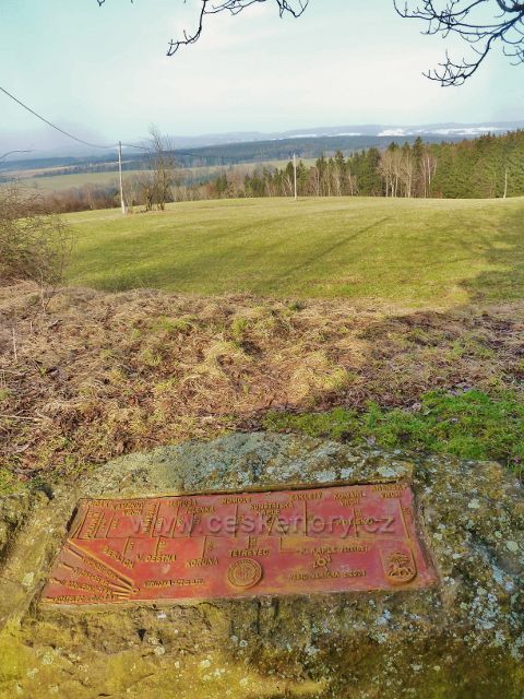 Vamberk - rozhledová růžice na výhledovém místě před turistickou chatou "Na Vyhlídce"