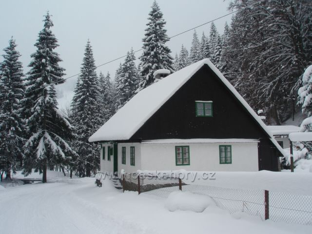 Chalupa v Petříkově