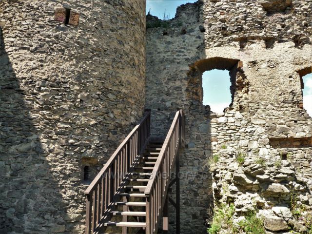 Vstup na vyhlídkovou věž hradu Sukoslav