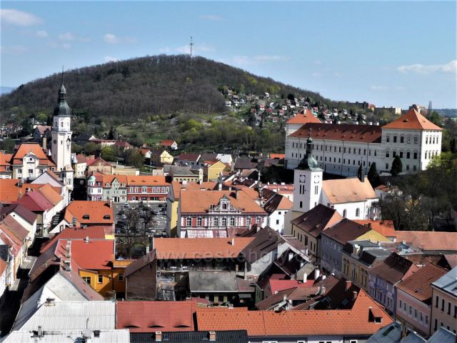 Shlížení na Bílinu