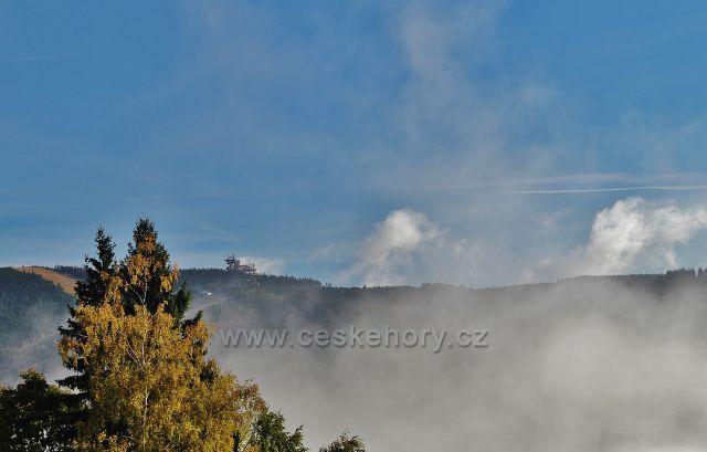 Horní Morava - pohled na Stezku v Oblacích