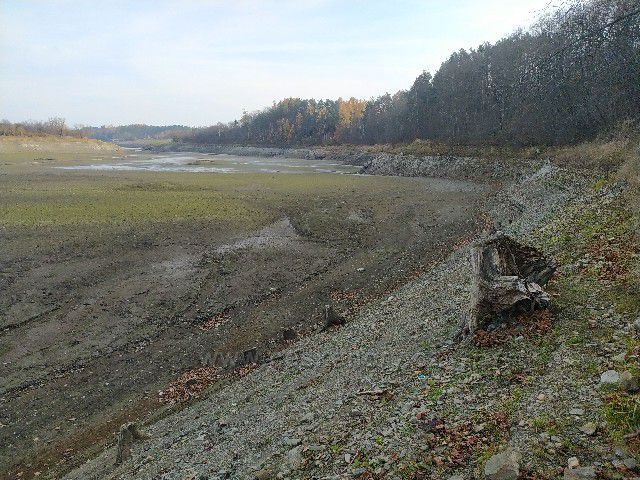 Přehrada Křetínka vypuštěná kvůli opravě