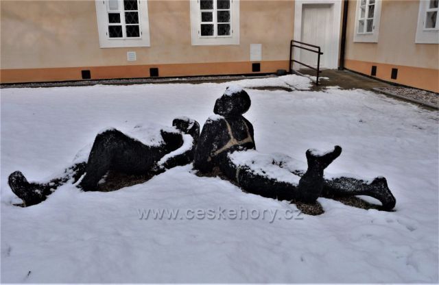 Zimní toulky po Litvínově
(netradiční výstava v zámku)