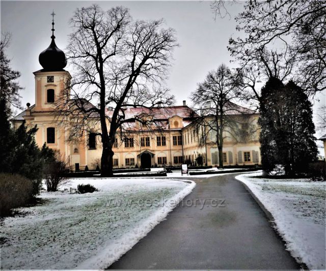 Zimní zámek Loučeň
