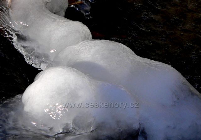 VYTVOŘENO V HORSKÉM POTOKU