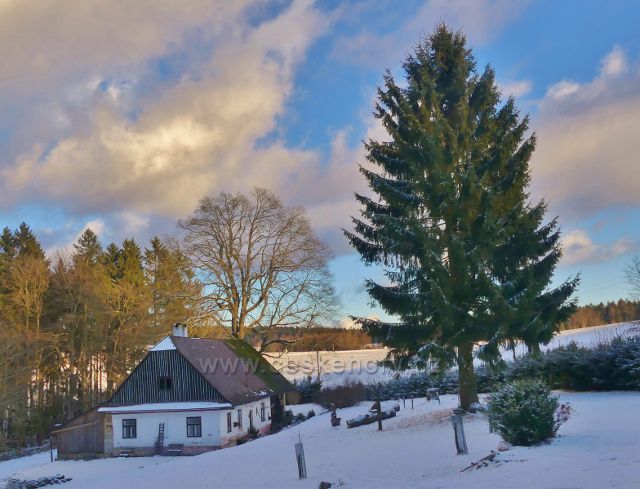 Zaječiny - chalupa na úpatí Zmrzlíku