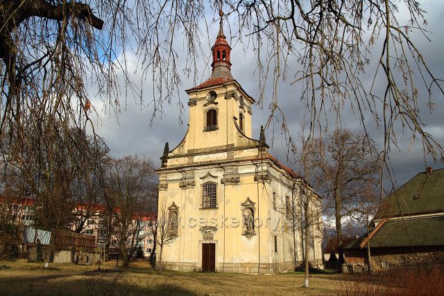 Kostel v Oseku