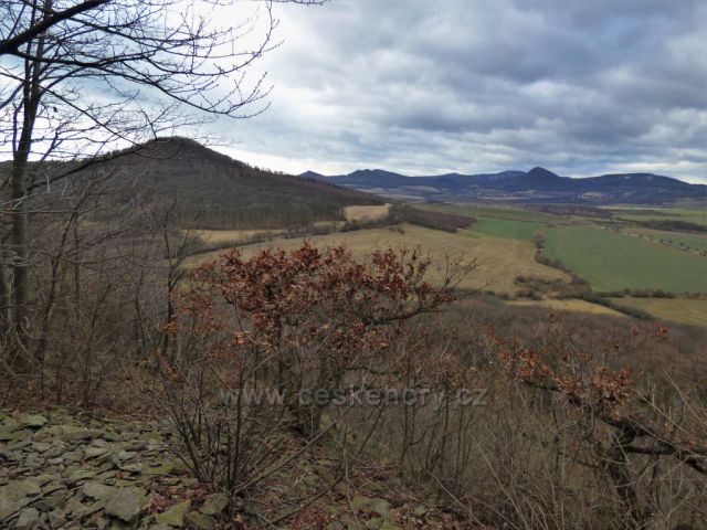 Vyhlídka z Boreče vlevo