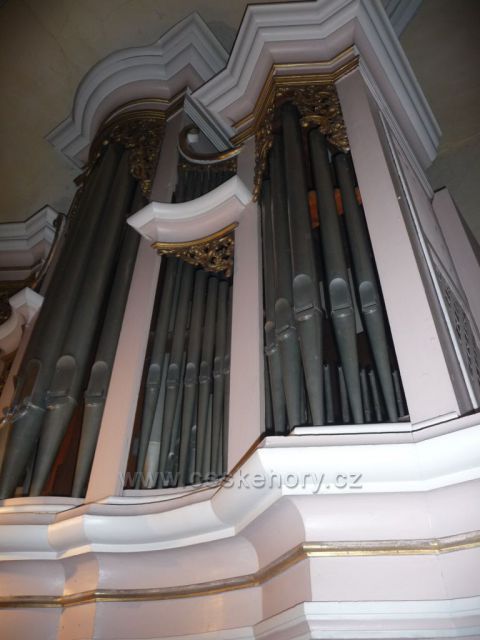 Varhany v kostele
sv. Petra a Pavla v Bílině