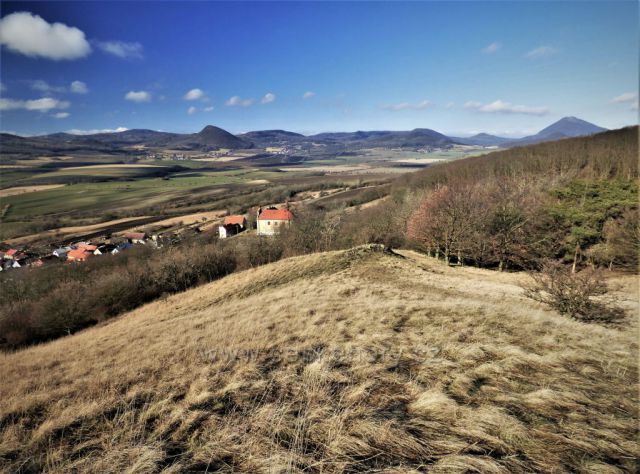 Shlížení z Holého vrchu