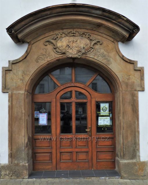 Portál barokního domu čp. 30
(Osek)