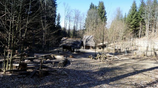 Pravěká osada Křivolík